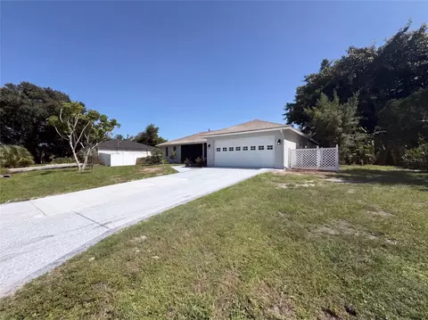 Exterior - 391 Harvard Rd, Venice, FL 34293 photo 7 of 7