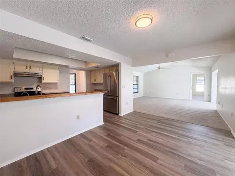 Living - 391 Harvard Rd, Venice, FL 34293 photo 3 of 7