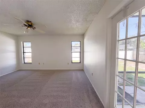 Living - 391 Harvard Rd, Venice, FL 34293 photo 5 of 7