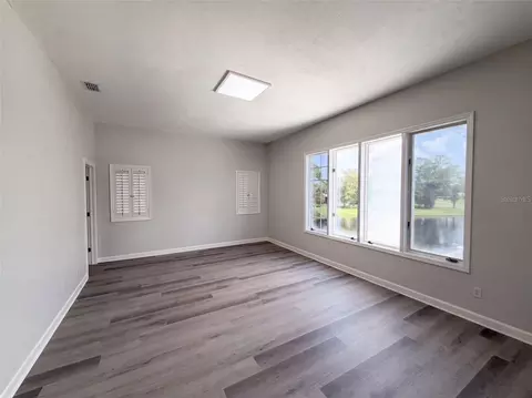 Living - 24 Bay Pointe Dr, Ormond Beach, FL 32174 photo 5 of 5