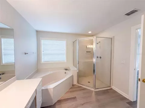 Bath - 24 Bay Pointe Dr, Ormond Beach, FL 32174 photo 1 of 5