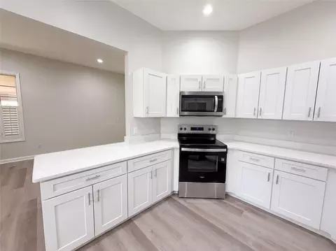 Kitchen - 24 Bay Pointe Dr, Ormond Beach, FL 32174 photo 3 of 3