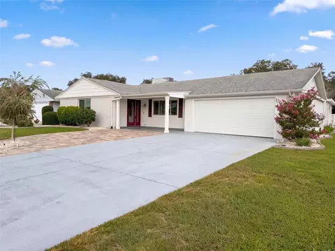 1818 Danbury Dr, Sun City Center, FL 33573