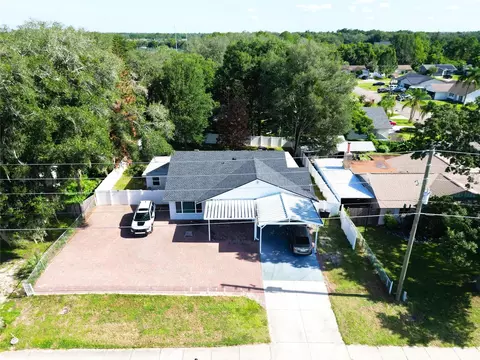 1915 E Lake Dr, Casselberry, FL 32707