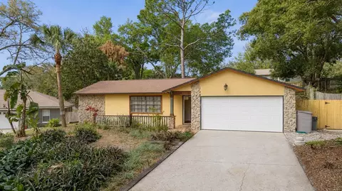 24 Bayridge Ct, Apopka, FL 32703