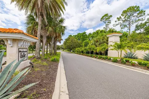 View/Area - 8291 Procida Isle Ln, Windermere, FL 34786 photo 1 of 5