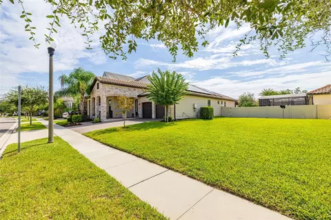 Exterior - 8291 Procida Isle Ln, Windermere, FL 34786 photo 6 of 30