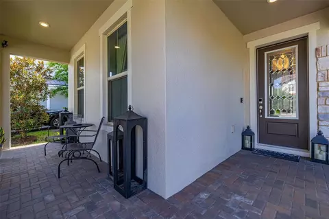 Exterior - 8291 Procida Isle Ln, Windermere, FL 34786 photo 8 of 30