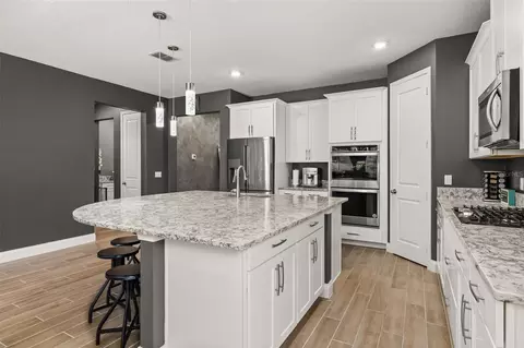 Kitchen - 8291 Procida Isle Ln, Windermere, FL 34786 photo 5 of 5