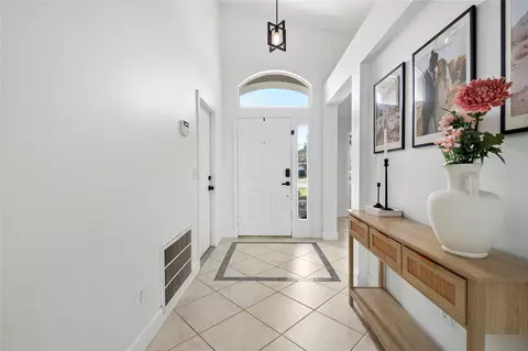 Entry Way - 530 Bridge Creek Blvd, Ocoee, FL 34761 photo 2 of 2