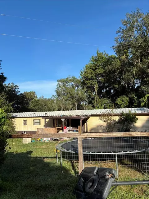 16979 SE 6th Ln, Silver Springs, FL 34488