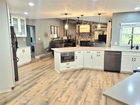 Kitchen - 5370 Whispering Pine Cir, Saint Cloud, FL 34771 photo 3 of 6