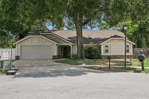 5101 Goldenwood Dr, Orlando, FL 32817