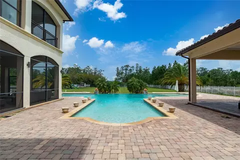 Exterior - 5251 Carson St, Saint Cloud, FL 34771 photo 7 of 9