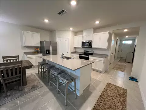 Kitchen - 4032 Grey Heron Loop, Bartow, FL 33830 photo 1 of 1