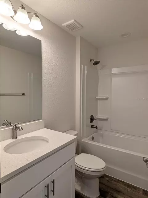 Bath - 4846 SW 143rd Loop, Ocala, FL 34473 photo 2 of 2