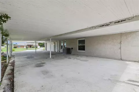 Exterior - 2504 Glenwood Dr, Edgewater, FL 32141 photo 9 of 10