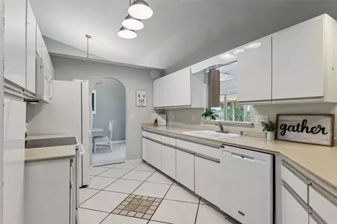 Kitchen - 2504 Glenwood Dr, Edgewater, FL 32141 photo 2 of 3