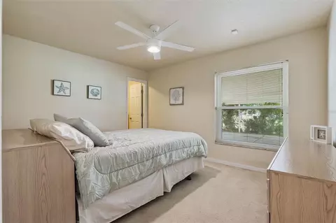 Bedroom - 2504 Glenwood Dr, Edgewater, FL 32141 photo 3 of 5