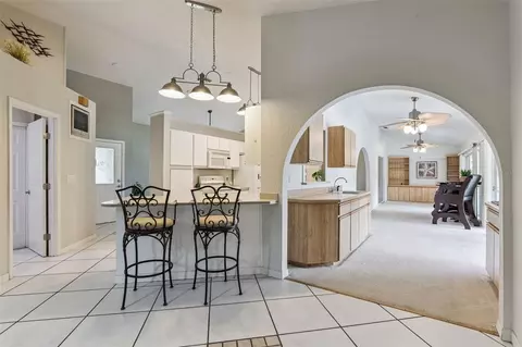 Entry Way - 2504 Glenwood Dr, Edgewater, FL 32141 photo 1 of 1