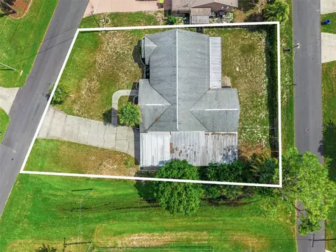 View/Area - 2504 Glenwood Dr, Edgewater, FL 32141 photo 1 of 7