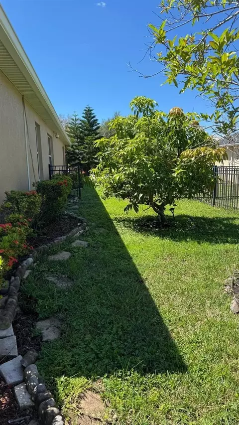 Exterior - 5406 Sandy Shell Dr, Apollo Beach, FL 33572 photo 6 of 6