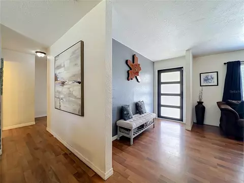 Entry Way - 23 E Hammon Dr, Apopka, FL 32703 photo 3 of 3