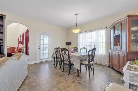 Dining - 732 SE Side Wheel Trl, Lee, FL 32059 photo 3 of 3