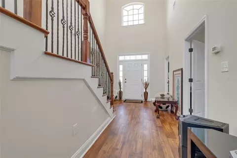 Entry Way - 732 SE Side Wheel Trl, Lee, FL 32059 photo 2 of 2
