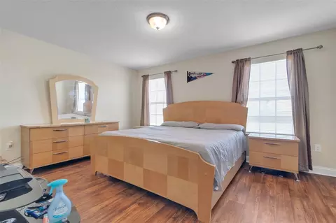 Bedroom - 732 SE Side Wheel Trl, Lee, FL 32059 photo 2 of 2