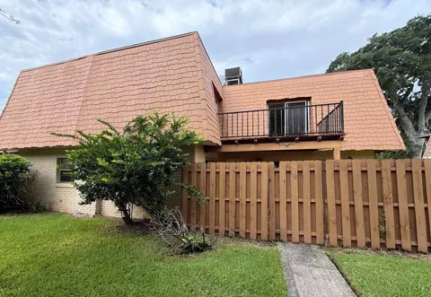 188 Moonstone Ct, Port Orange, FL 32129
