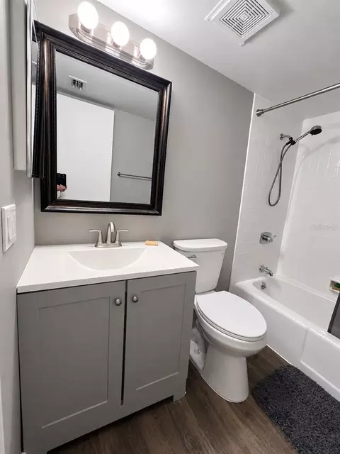 Bath - 693 Midway Dr #A, Ocala, FL 34472 photo 1 of 1