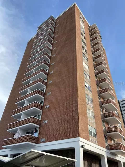 4015 Bayshore #17A, Tampa, FL 33611