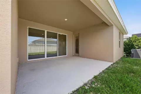 Exterior - 4767 Cragmere Loop, Clermont, FL 34711 photo 4 of 6