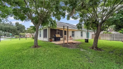 Exterior - 1176 Perch Dr, Saint Cloud, FL 34771 photo 4 of 5