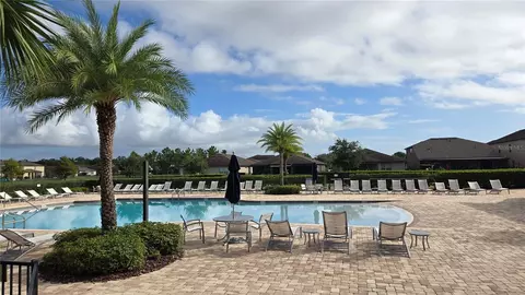 Exterior - 5044 Walker St, Saint Cloud, FL 34771 photo 6 of 7