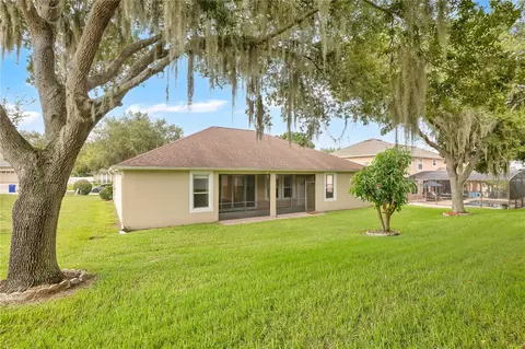 Exterior - 253 Beacon Pointe Dr, Ocoee, FL 34761 photo 5 of 7
