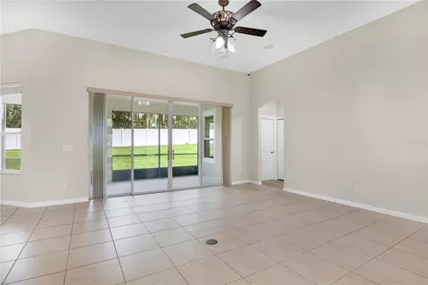 Living - 253 Beacon Pointe Dr, Ocoee, FL 34761 photo 6 of 8