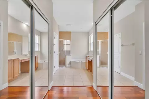 Entry Way - 253 Beacon Pointe Dr, Ocoee, FL 34761 photo 2 of 2