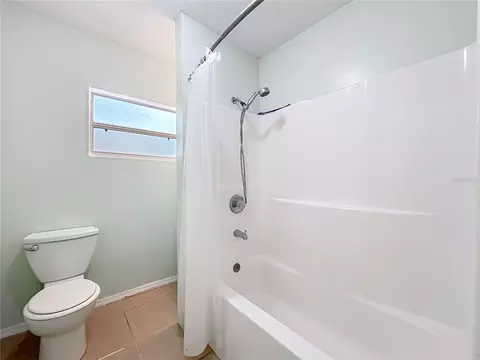 Bath - 1118 Little Spring Hill Dr, Ocoee, FL 34761 photo 3 of 4