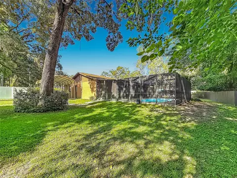 Exterior - 2301 NE 32nd Pl, Ocala, FL 34479 photo 13 of 15