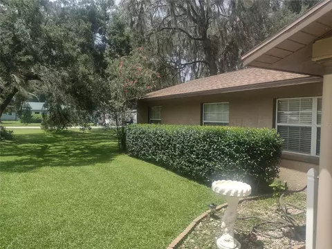 Exterior - 2301 NE 32nd Pl, Ocala, FL 34479 photo 5 of 15