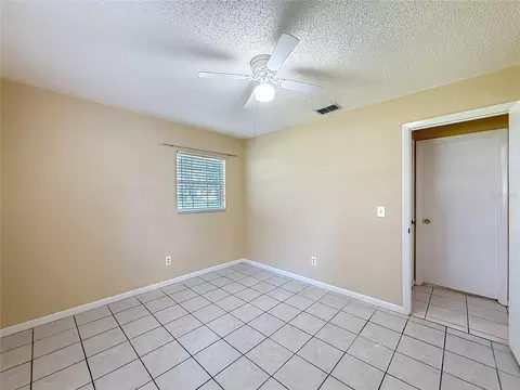 Bedroom - 2301 NE 32nd Pl, Ocala, FL 34479 photo 7 of 8