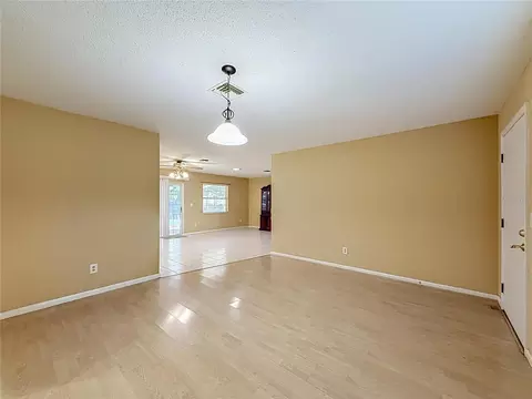 Living - 2301 NE 32nd Pl, Ocala, FL 34479 photo 4 of 7