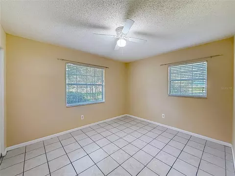 Bedroom - 2301 NE 32nd Pl, Ocala, FL 34479 photo 6 of 8
