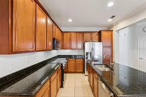 Kitchen - 13239 Jervey St, Windermere, FL 34786 photo 3 of 4