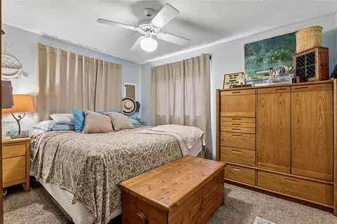 Bedroom - 22 Fairway Dr, Eustis, FL 32726 photo 2 of 3
