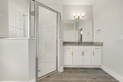 Bath - 3087 Silvermines Ave, Ormond Beach, FL 32174 photo 2 of 4