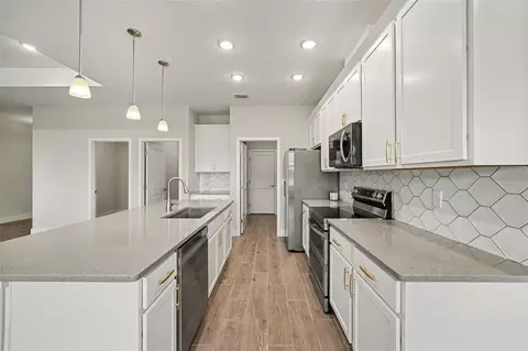 Kitchen - 3087 Silvermines Ave, Ormond Beach, FL 32174 photo 3 of 3