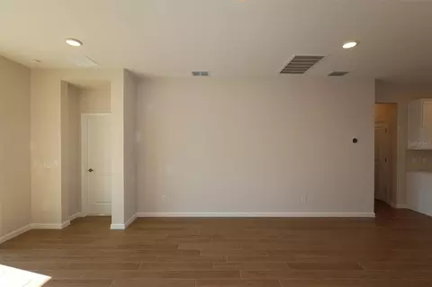 Living - 2673 Great Heron Ave, Saint Cloud, FL 34773 photo 2 of 5
